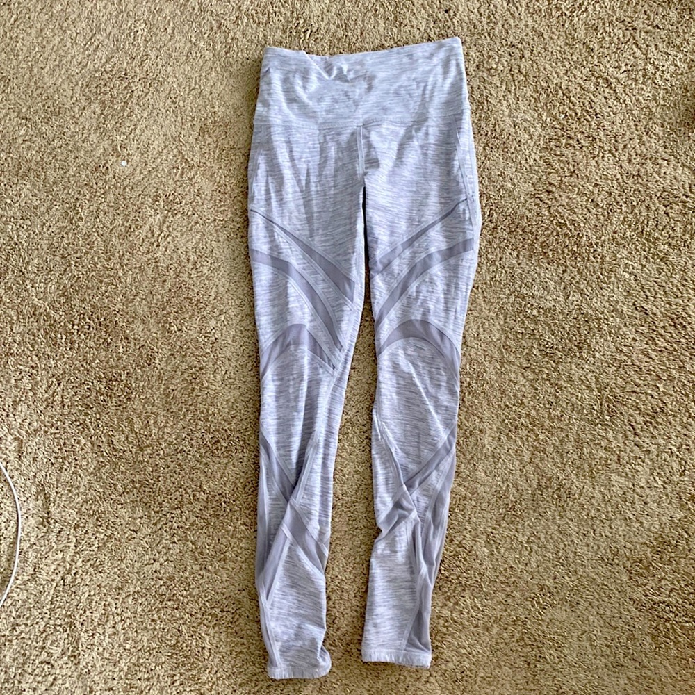 Size 6 wunder-under high rise tight mesh 28”